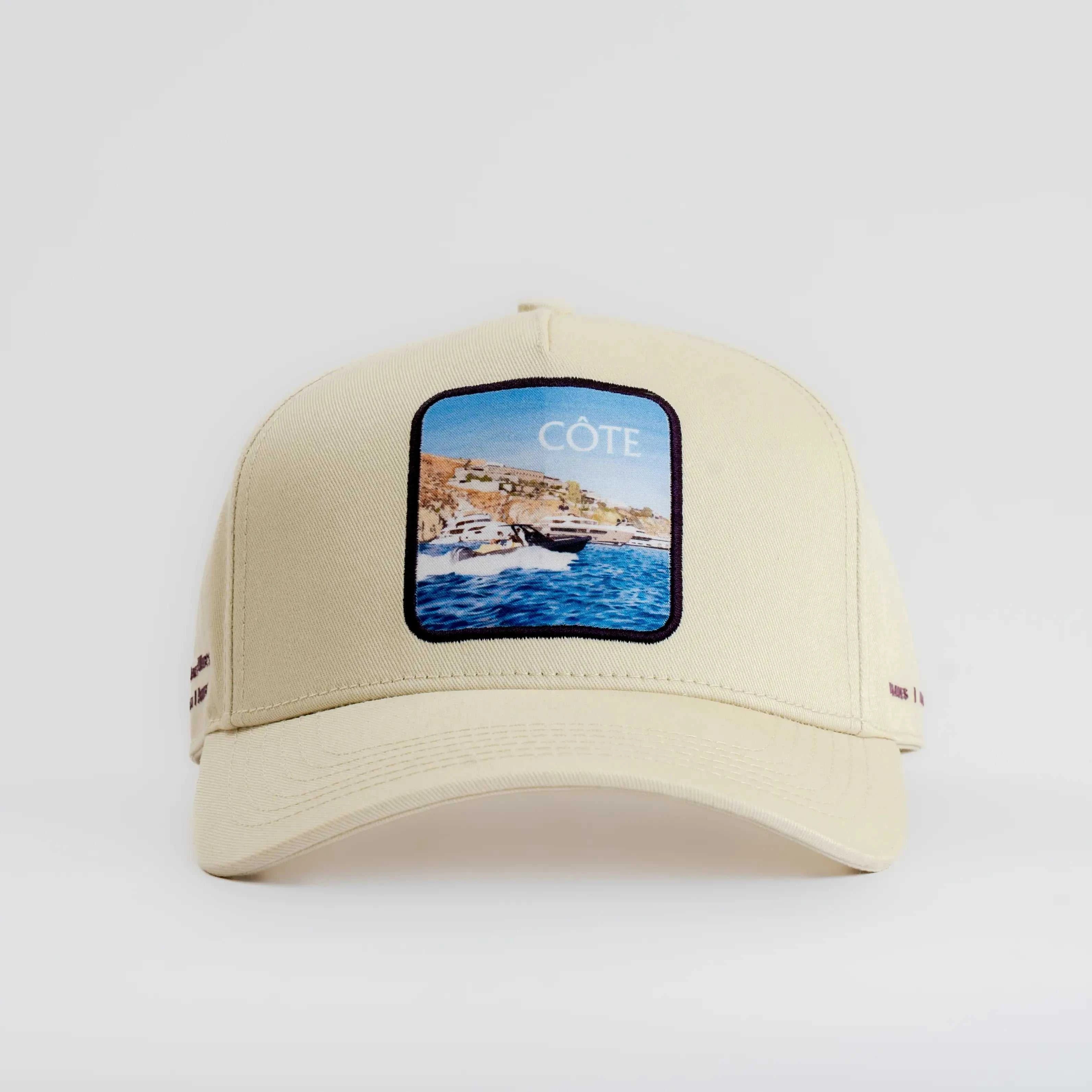 Off-white Côte Baseball Cap with curved brim and island scenery patch
